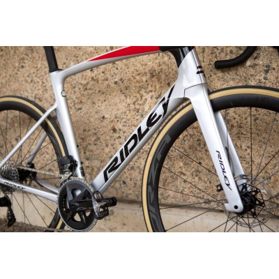 Bicicleta Ridley Noah disc Shimano 105 2x11